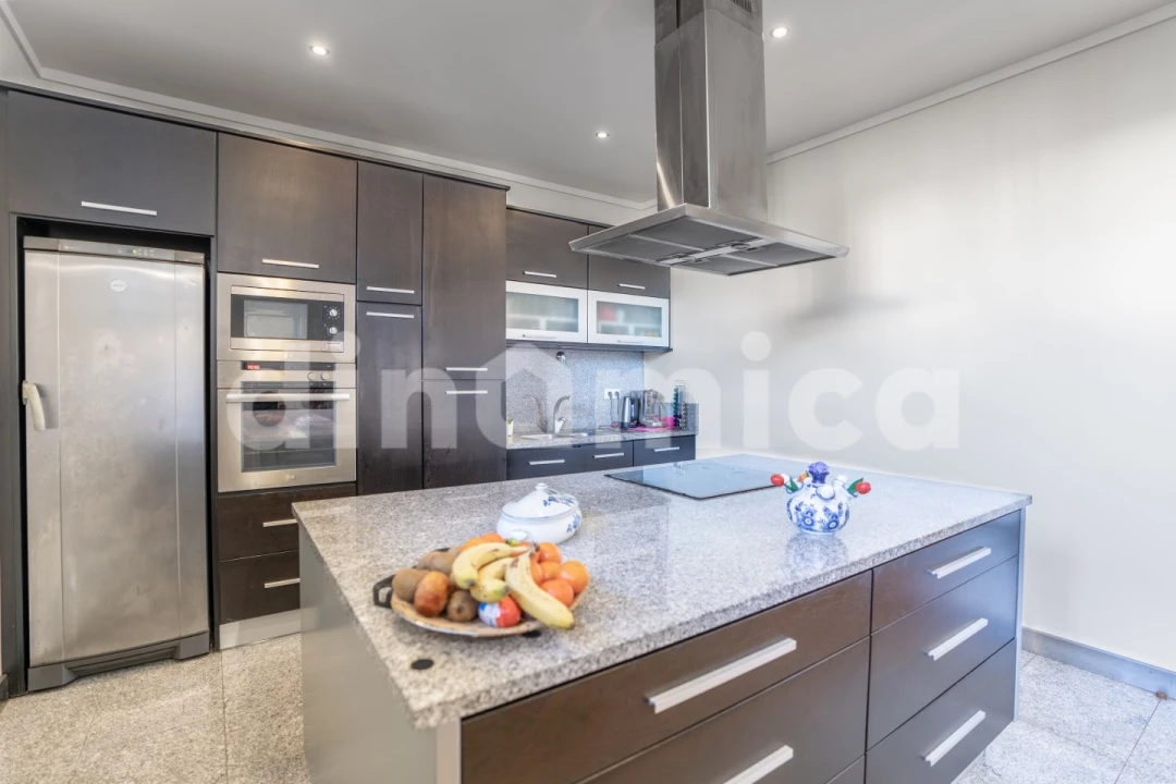 Moradia T4 para Venda em Oliveira (São Mateus) Foto 10