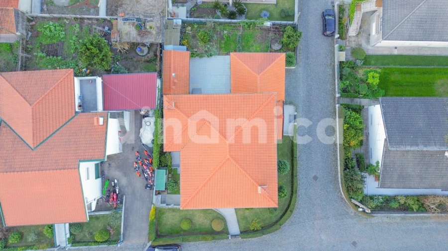 Moradia T4 para Venda em Oliveira (São Mateus) Foto 4