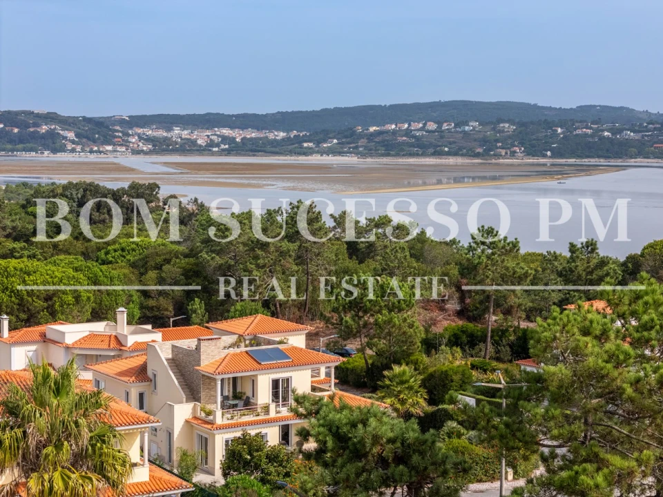 Moradia T4 para Venda em Vau Foto 5