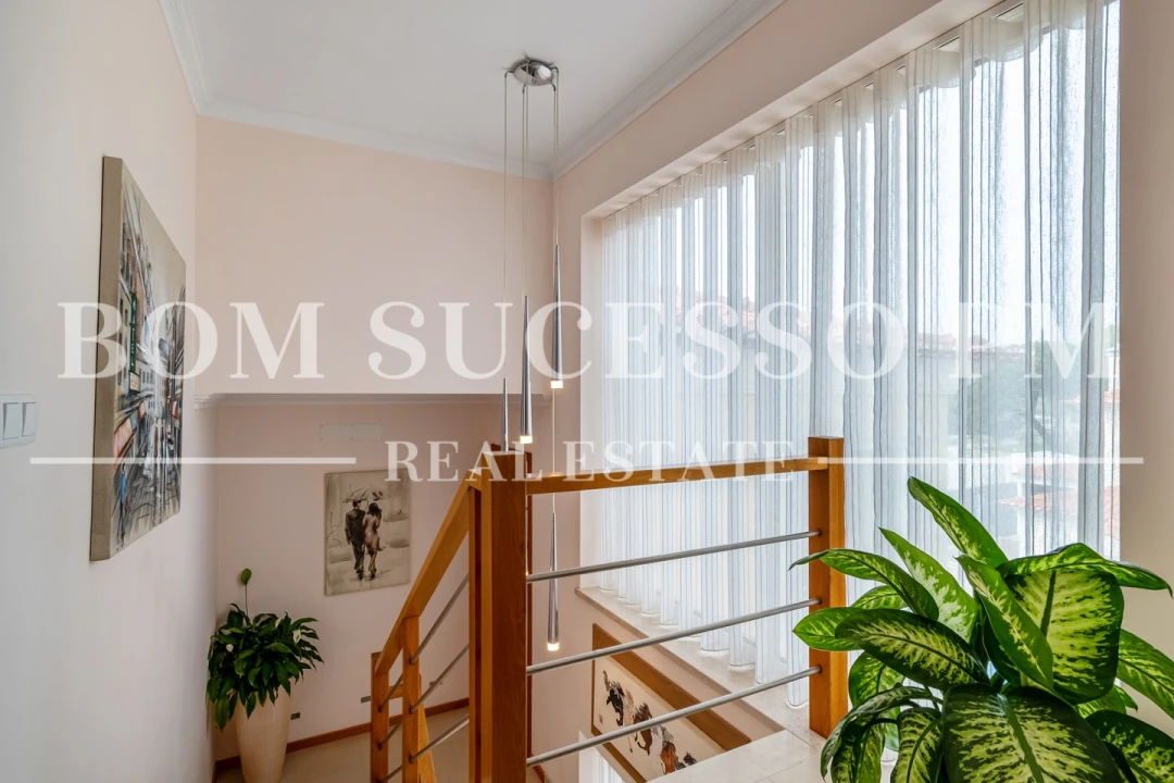 Moradia T4 para Venda em Vau Foto 45