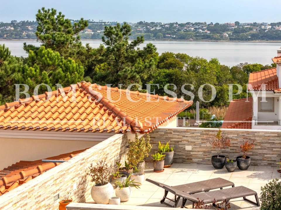 Moradia T4 para Venda em Vau Foto 16