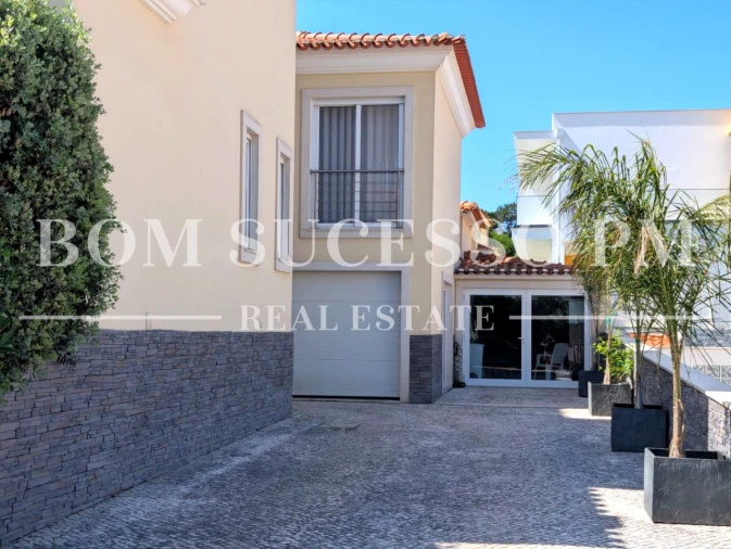 Moradia T4 para Venda em Vau Foto 7