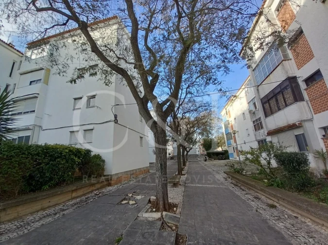 Apartamento T2 para Venda em Cascais e Estoril Foto 25