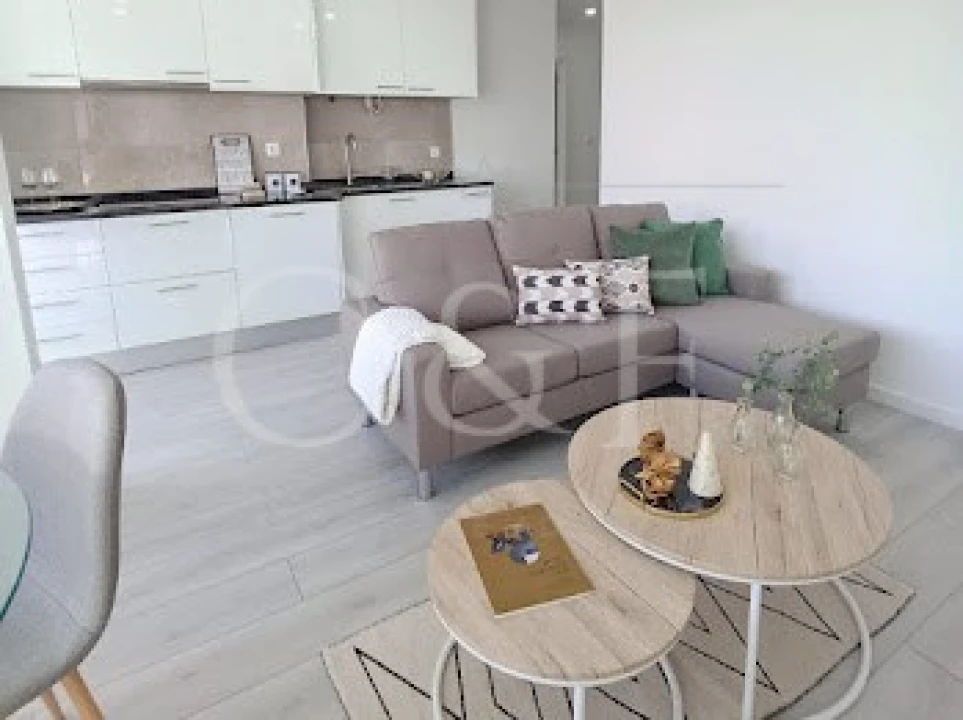 Apartamento T2 para Venda em Benfica Foto 2