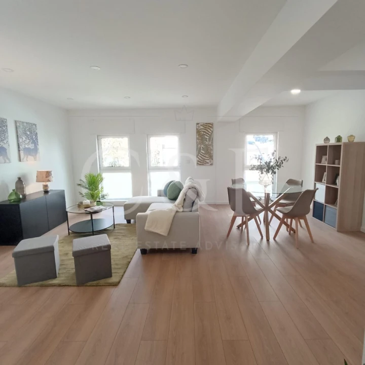 Apartamento T2 para Venda em Benfica Foto 3