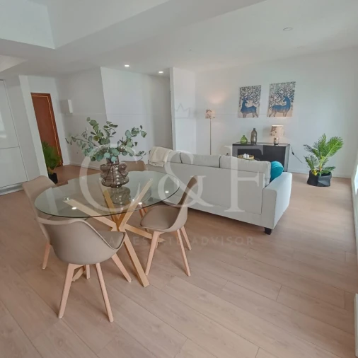 Apartamento T2 para Venda em Benfica Foto 4