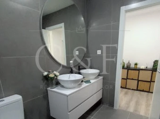 Apartamento T2 para Venda em Benfica Foto 24