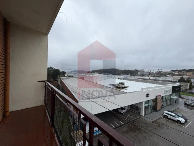 Apartamento T3 para Venda em Nogueira, Fraião e Lamaçães Foto 11