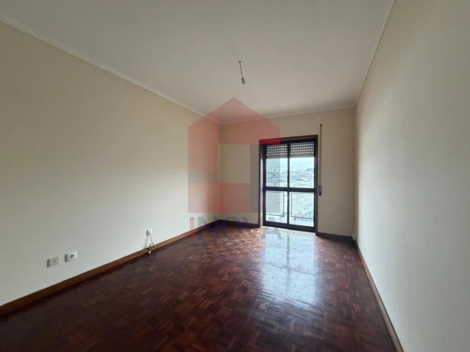 Apartamento T3 para Venda em Nogueira, Fraião e Lamaçães Foto 10