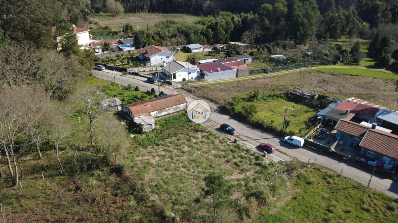 Terreno para Venda em Grijó e Sermonde Foto 2