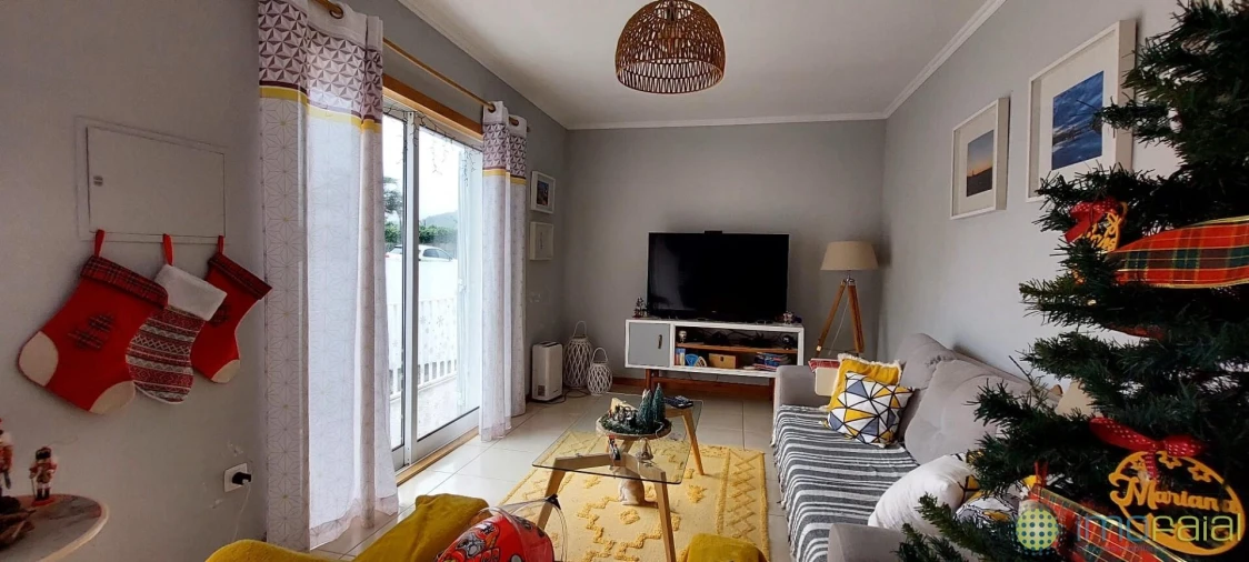 Moradia T4 para Venda em Praia do Almoxarife Foto 9