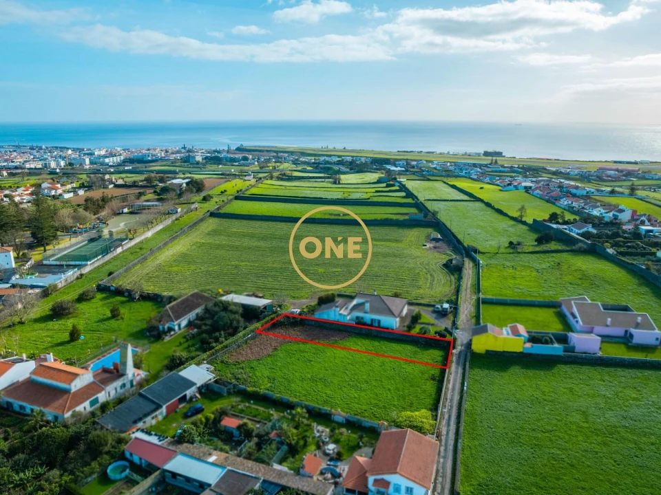 Terreno para Venda em Arrifes Foto 3