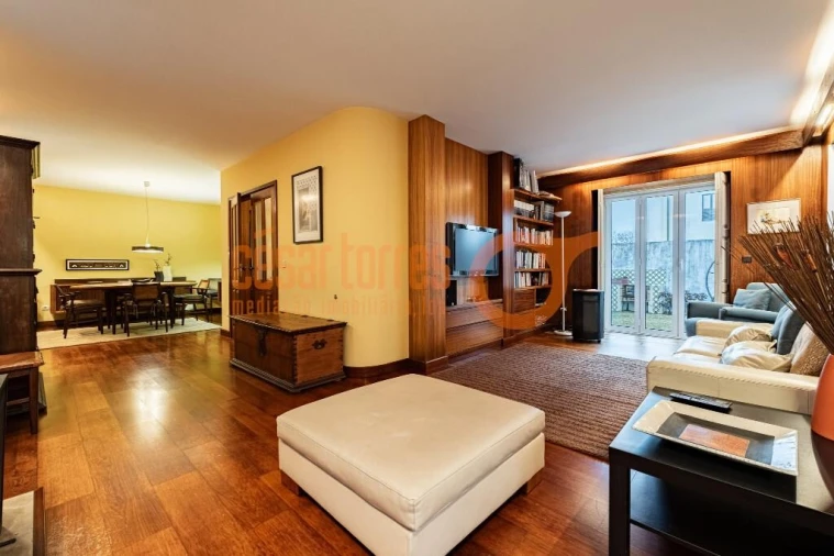 Moradia T4 para Venda em São Felix da Marinha Foto 11