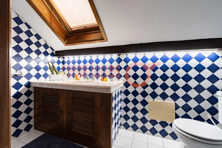 Moradia T4 para Venda em São Felix da Marinha Foto 29