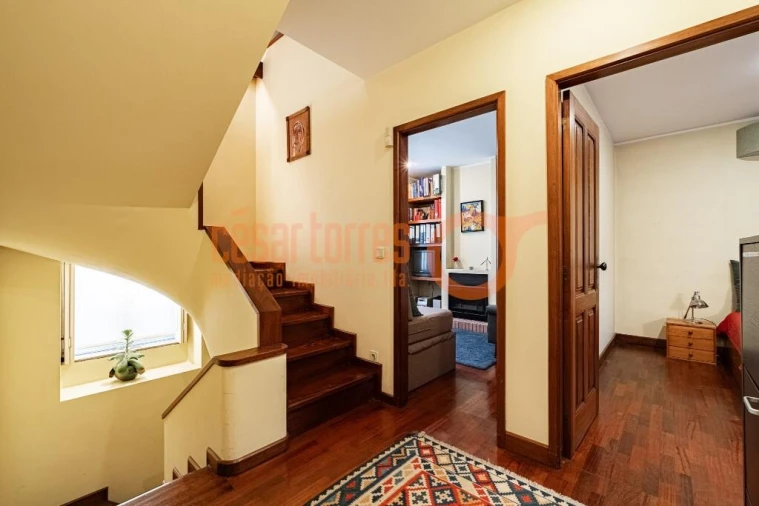 Moradia T4 para Venda em São Felix da Marinha Foto 19