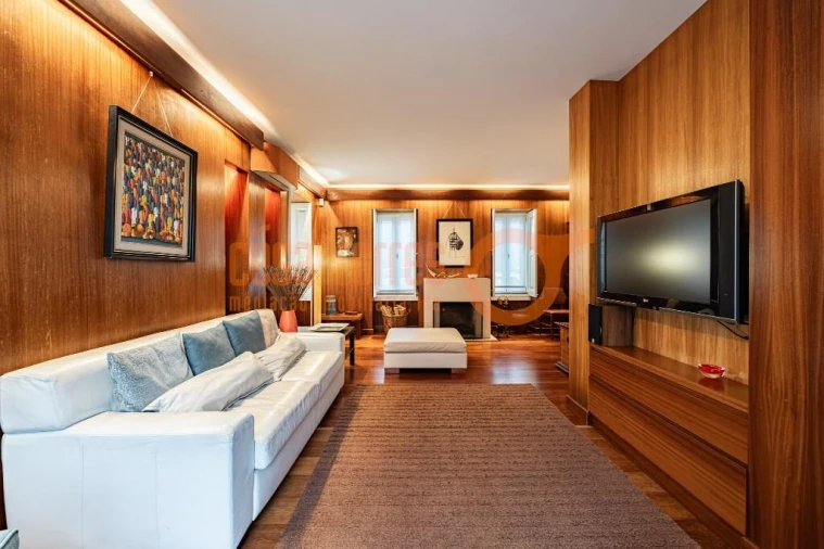 Moradia T4 para Venda em São Felix da Marinha Foto 10