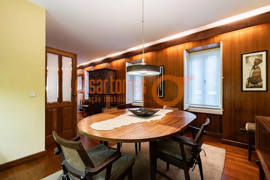 Moradia T4 para Venda em São Felix da Marinha Foto 7