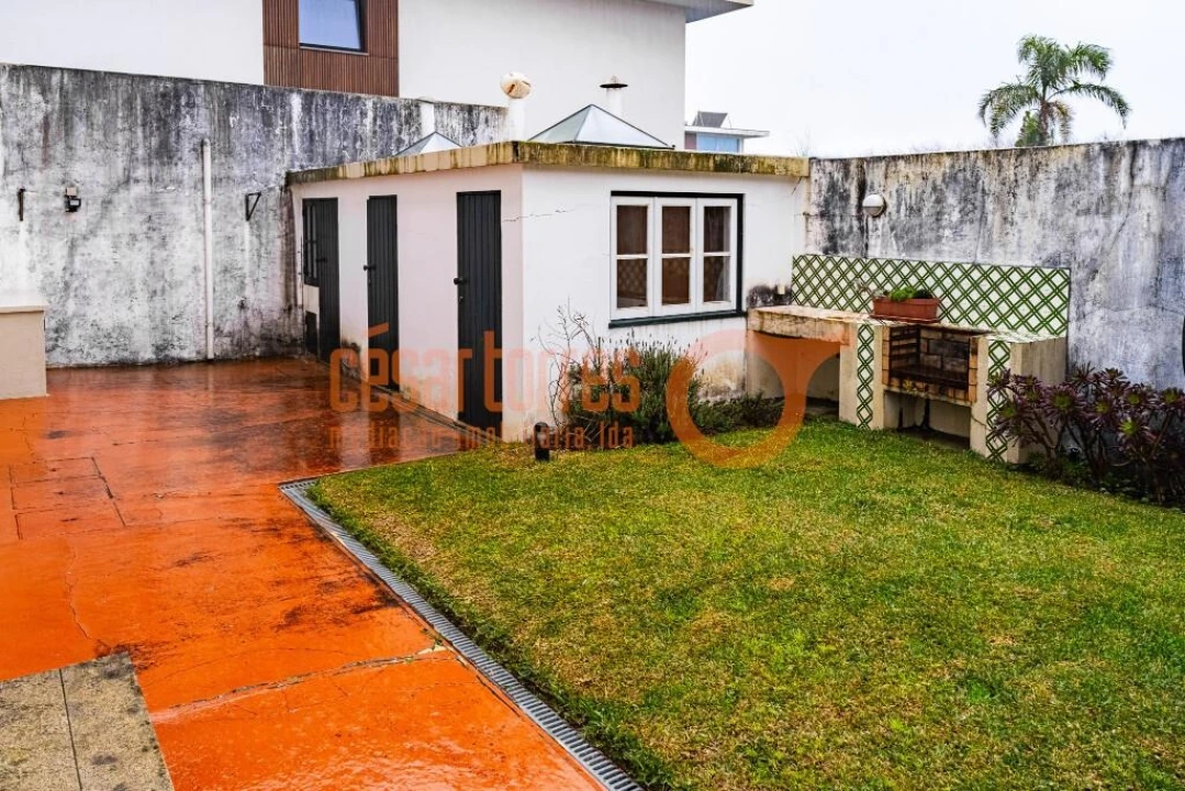 Moradia T4 para Venda em São Felix da Marinha Foto 30