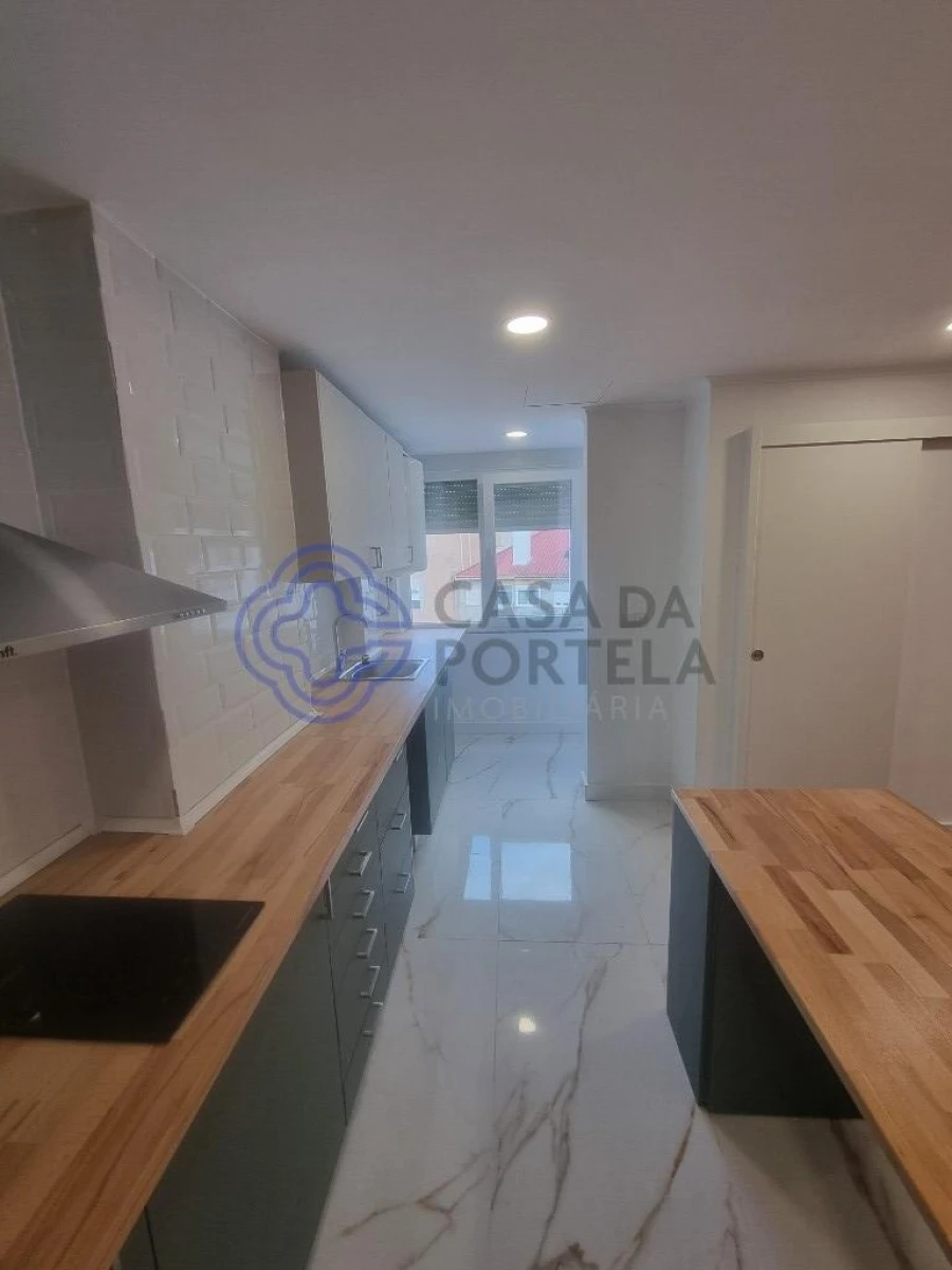 Apartamento T2 para Venda em Setubal (São Sebastião) Foto 1