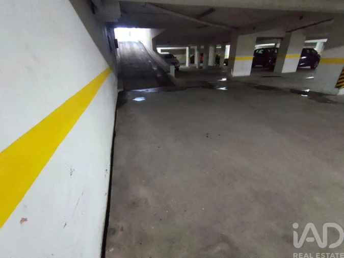 Garagem para Venda em Nossa Senhora do Pópulo, Coto e São Gregório Foto 3