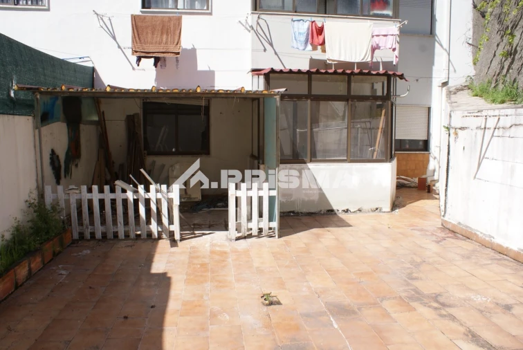 Apartamento T2 para Venda em Castelo Branco Foto 6