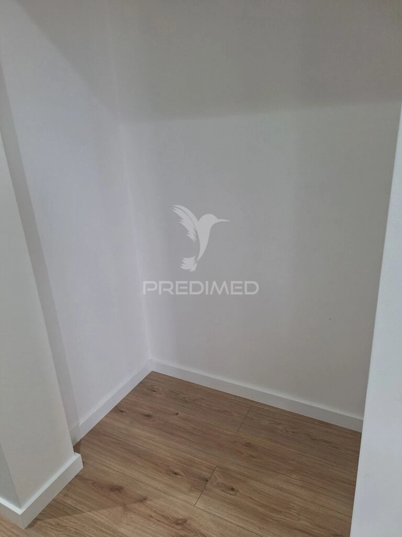 Apartamento T3 para Venda em Alfragide Foto 6