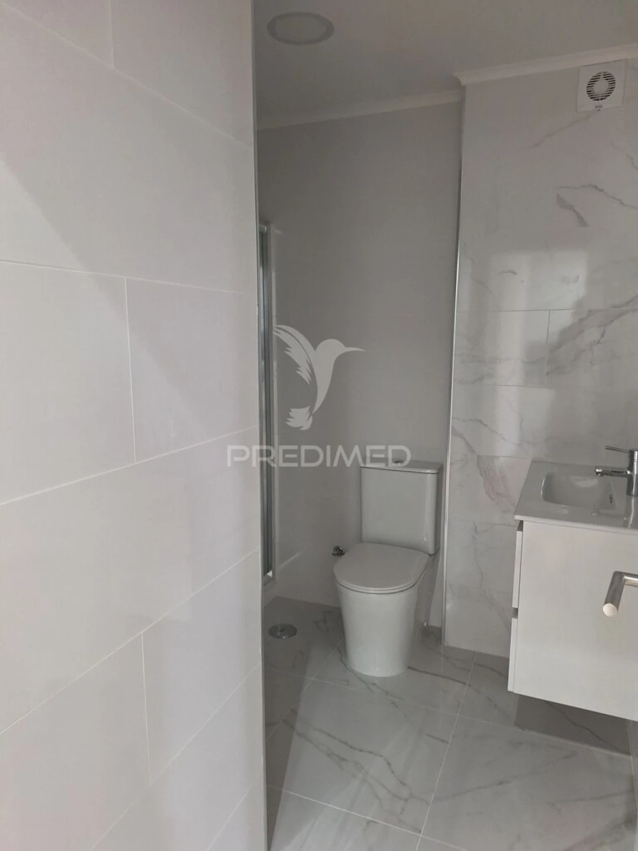 Apartamento T3 para Venda em Alfragide Foto 5