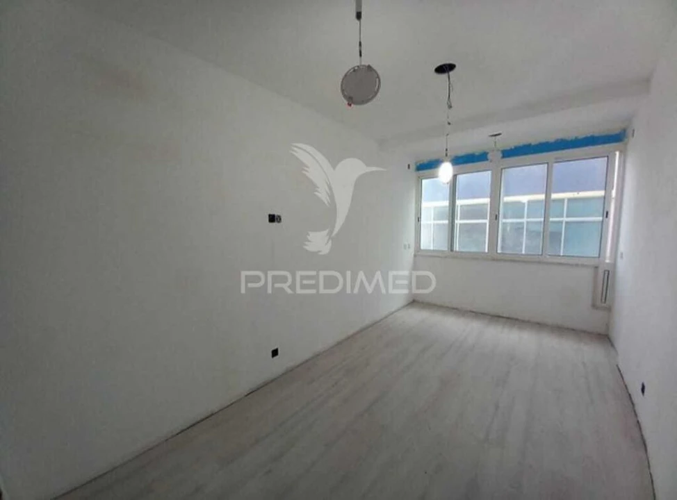 Apartamento T4 para Venda em Laranjeiro e Feijó Foto 11