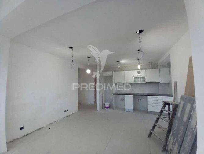 Apartamento T4 para Venda em Laranjeiro e Feijó Foto 4