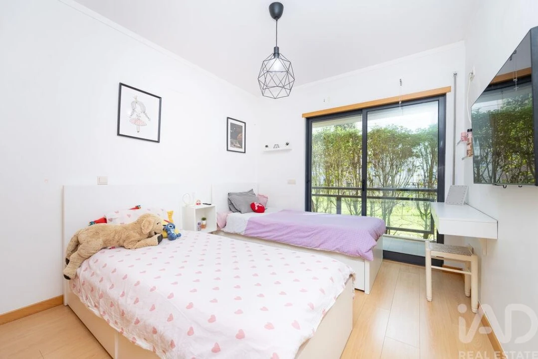 Apartamento T3 para Venda em São Domingos de Rana Foto 15