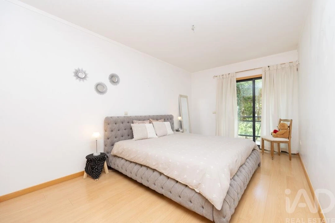 Apartamento T3 para Venda em São Domingos de Rana Foto 10