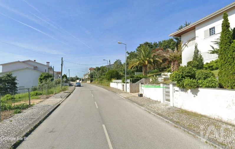 Terreno para Venda em Soure Foto 1