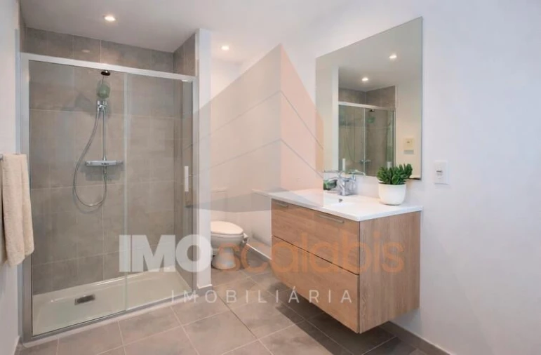 Moradia para Venda em Alcanede Foto 3