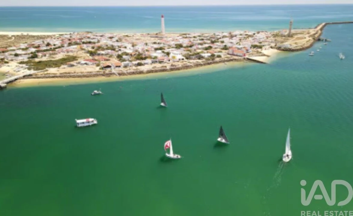 Moradia T1 para Venda em Olhão Foto 25