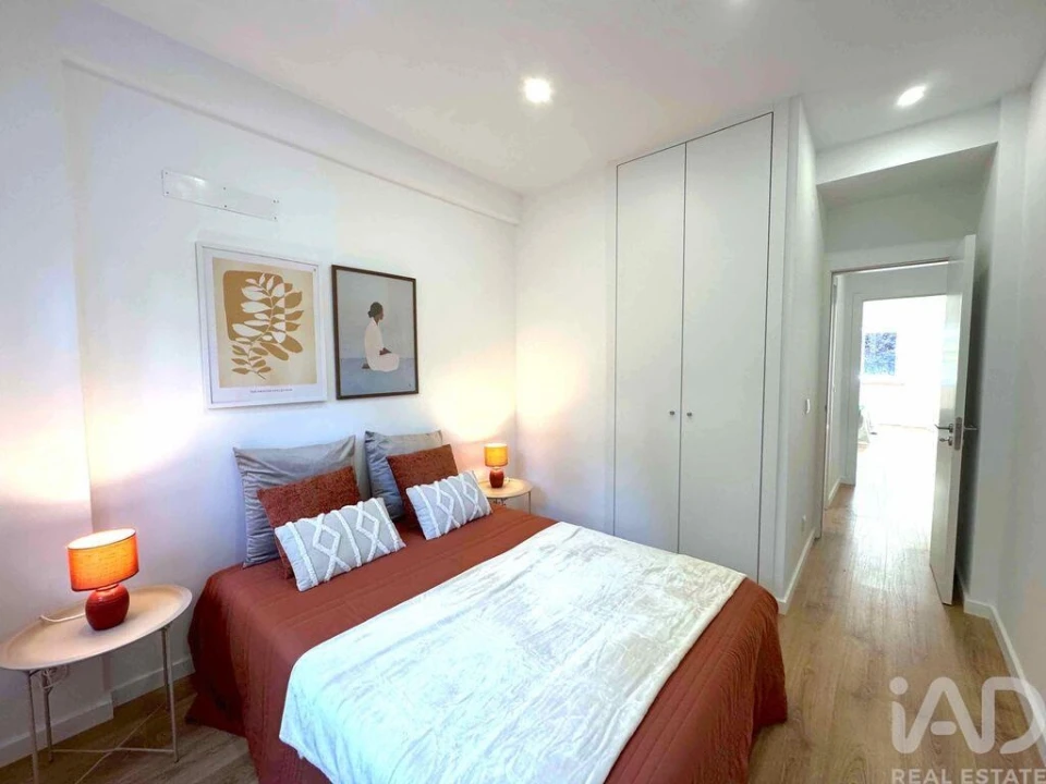 Apartamento T2 para Venda em Benfica Foto 12