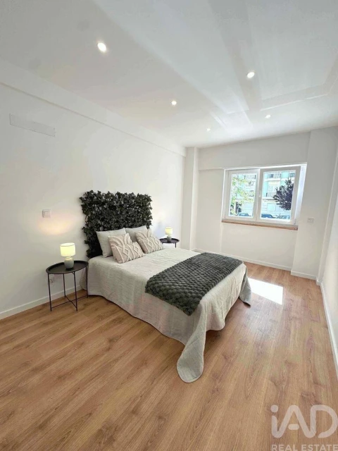 Apartamento T2 para Venda em Benfica