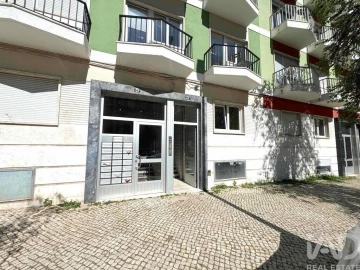 Apartamento T2 para Venda em Benfica