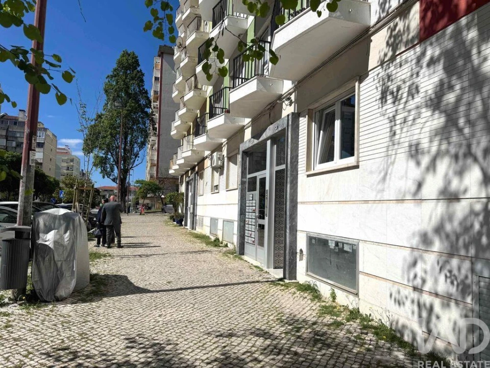 Apartamento T2 para Venda em Benfica Foto 25