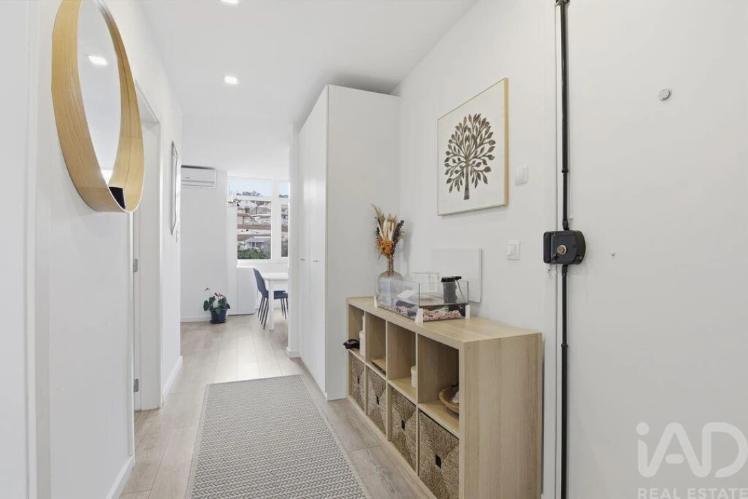 Apartamento T2 para Venda em Ramada e Caneças Foto 12