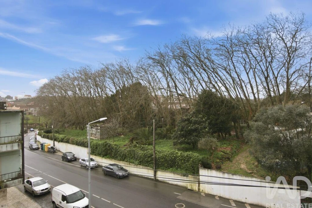 Apartamento T2 para Venda em Ramada e Caneças Foto 22