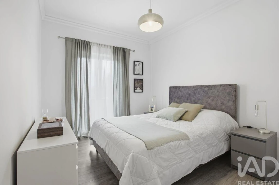 Apartamento T2 para Venda em Ramada e Caneças Foto 18