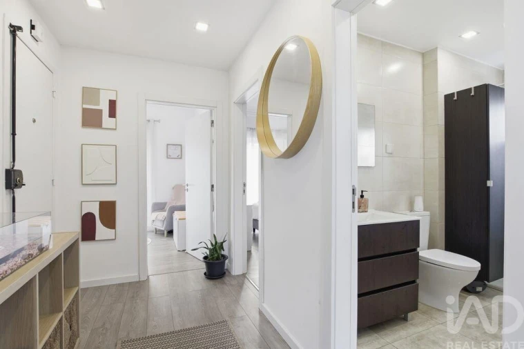 Apartamento T2 para Venda em Ramada e Caneças Foto 10