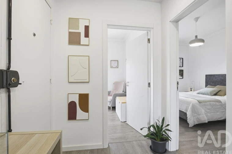 Apartamento T2 para Venda em Ramada e Caneças Foto 17