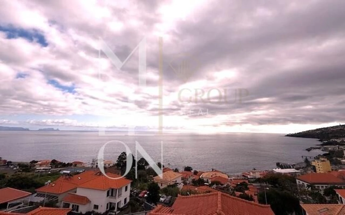 Moradia T3 para Venda em Santa Cruz Foto 2