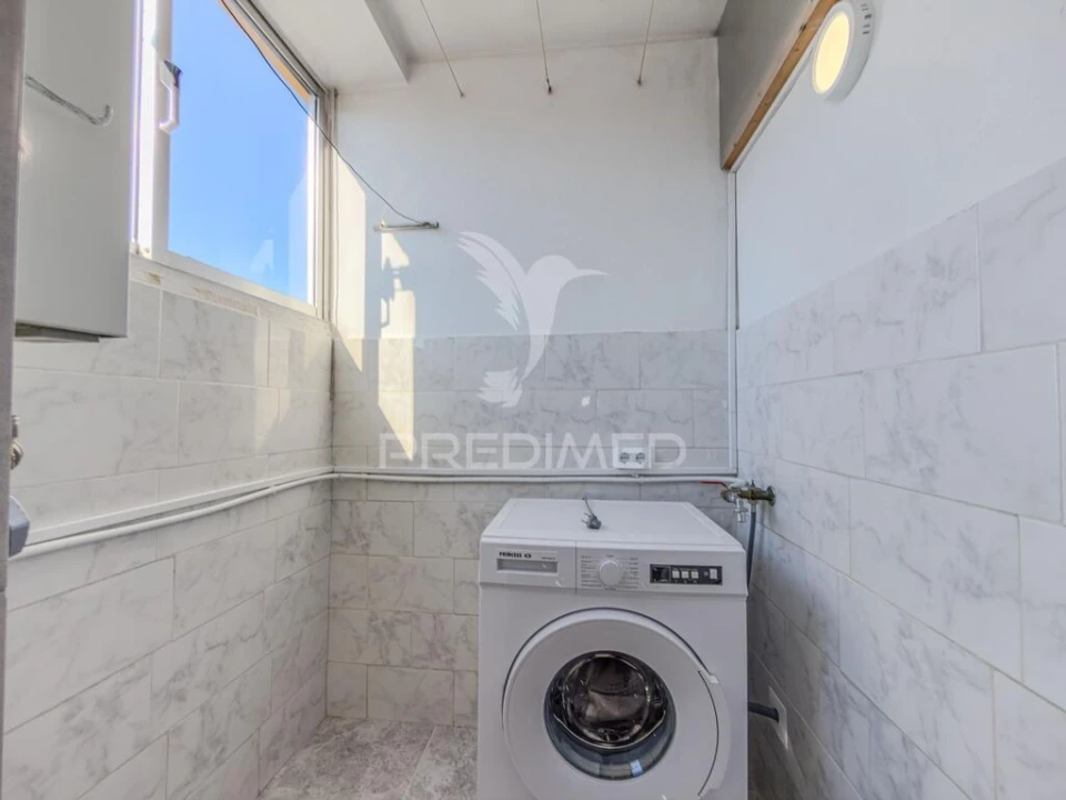 Apartamento T2 para Venda em São João da Madeira Foto 14