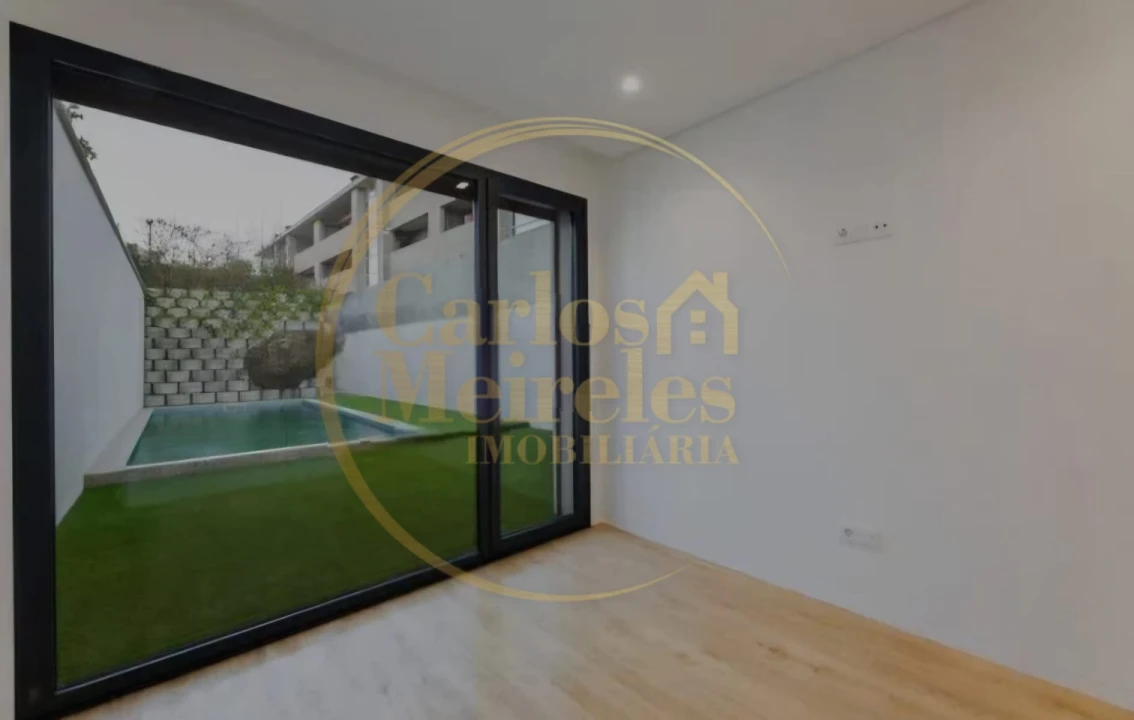 Apartamento T3 para Venda em Vila Verde e Barbudo Foto 2