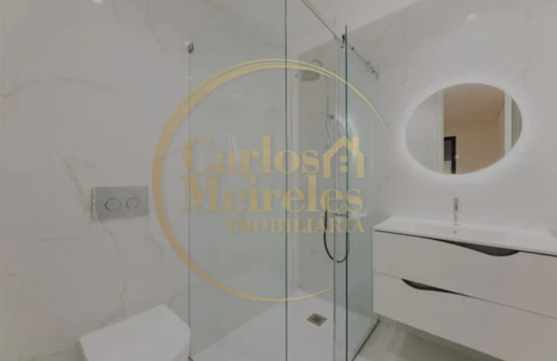 Apartamento T3 para Venda em Vila Verde e Barbudo Foto 5