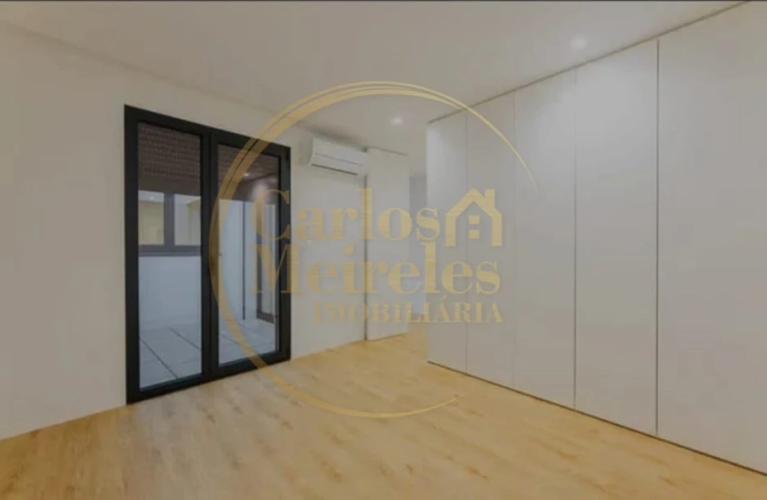 Apartamento T3 para Venda em Vila Verde e Barbudo Foto 9