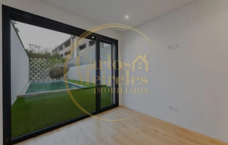 Apartamento T3 para Venda em Vila Verde e Barbudo Foto 2