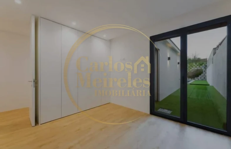 Apartamento T3 para Venda em Vila Verde e Barbudo Foto 7